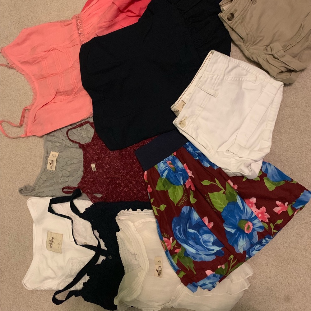 Hollister Bundle NWOT AND NWT